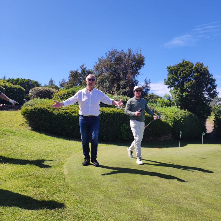 photo de COMPETITION DE GOLF A SPERONE POUR NOS JEUNES SAPEURS POMPIERS