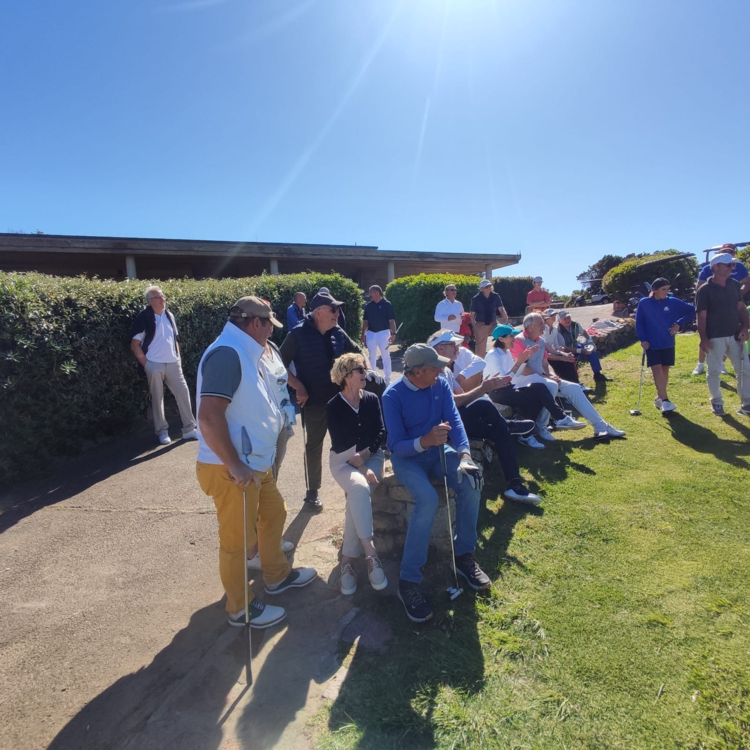 photo de COMPETITION DE GOLF A SPERONE POUR NOS JEUNES SAPEURS POMPIERS