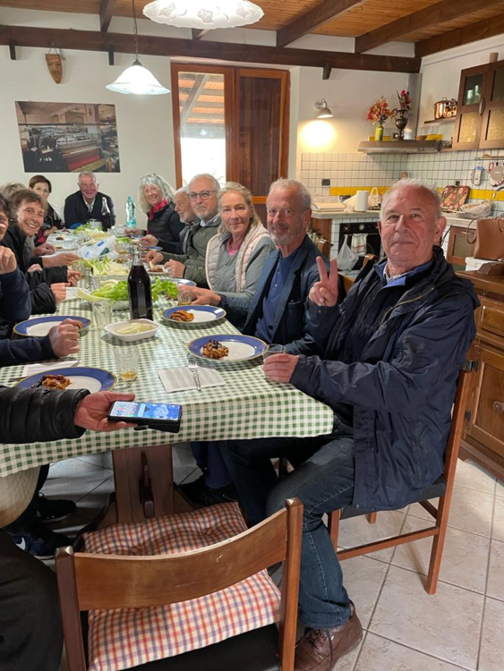 photo de Visite à Macomer concernant la réalisation du jardin social